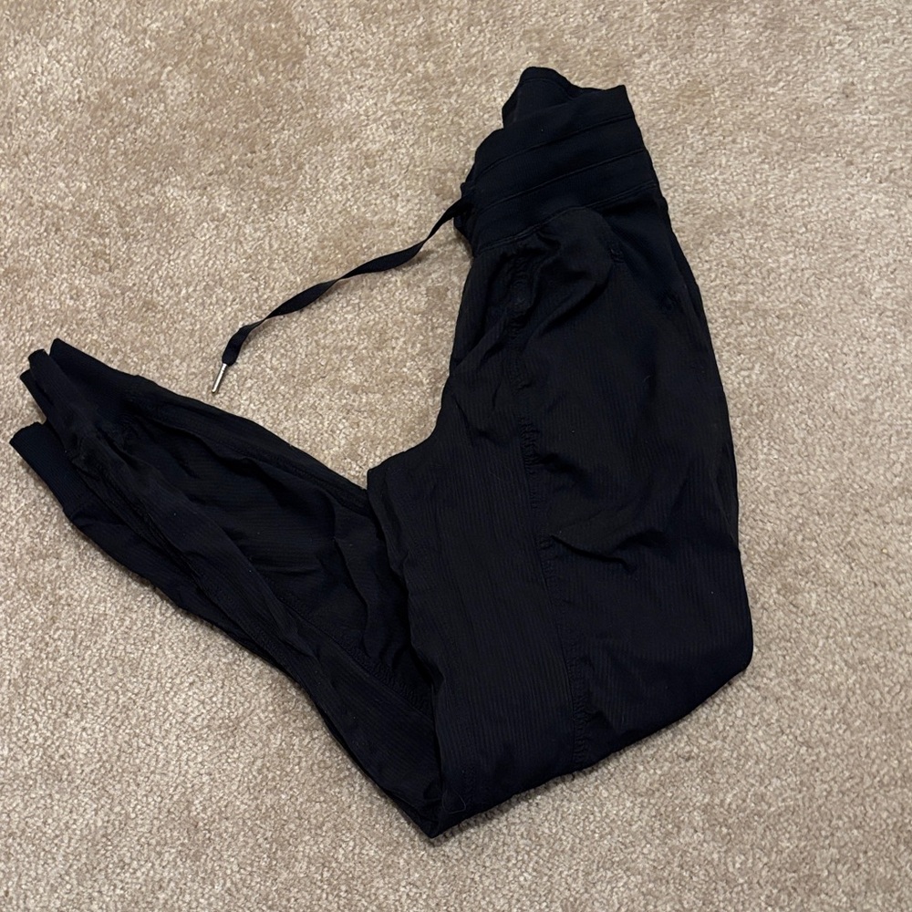 Lululemon Black Studio Joggers Mid-Rise